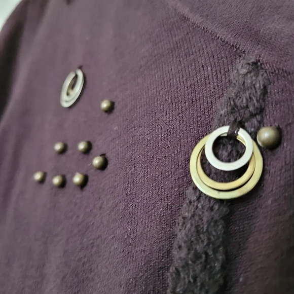 Yuka Womens Embellished Sweater Top Size Small Brown Bronze V-Neck Rayon Blend - Picture 5 of 7